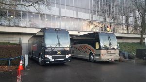 Why Choose a Charter Bus for Corporate Outings?