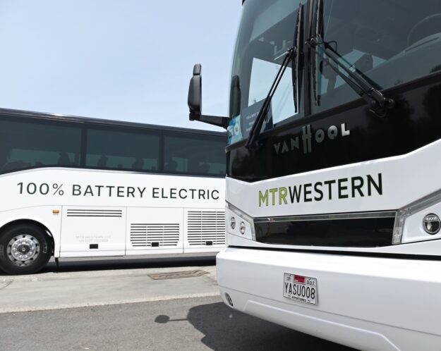 MTRWESTERN_EVBus_1